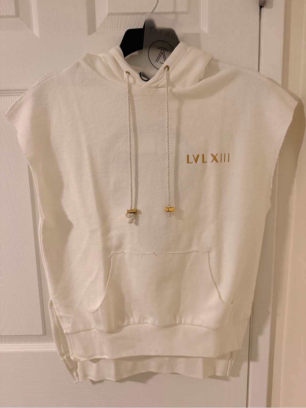 White Sweatshirt 100% Cotton with Black Cat Cartoon Patch